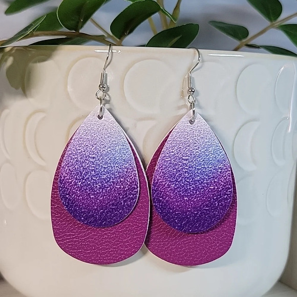 🔥LAST PAIR🔥 Purple Layered Drop Earrings - Picture 1 of 6